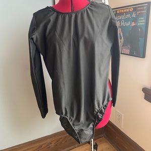 Dance leotard long sleeves XL black never worn